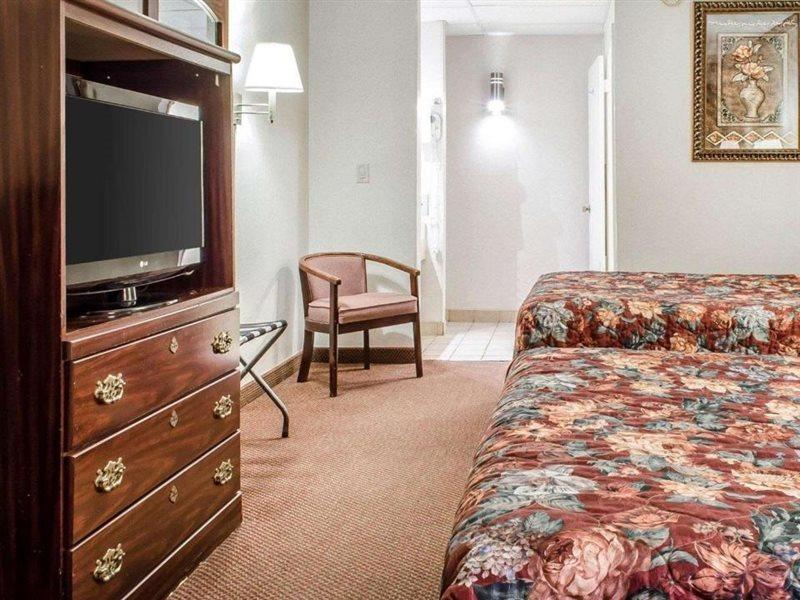 Econo Lodge Frackville Εξωτερικό φωτογραφία